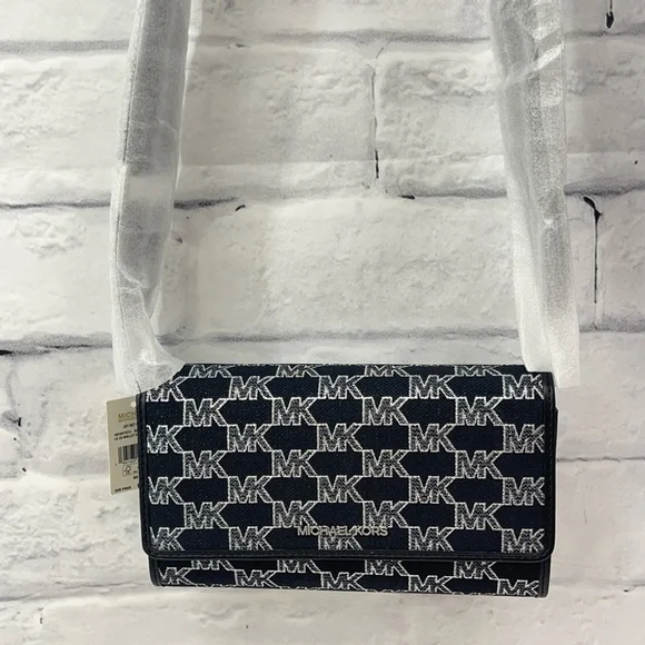 Michael Kors Large Zip Around Wallet Crossbody Bag Silver Black Metallic Logo - Picture 4 of 9